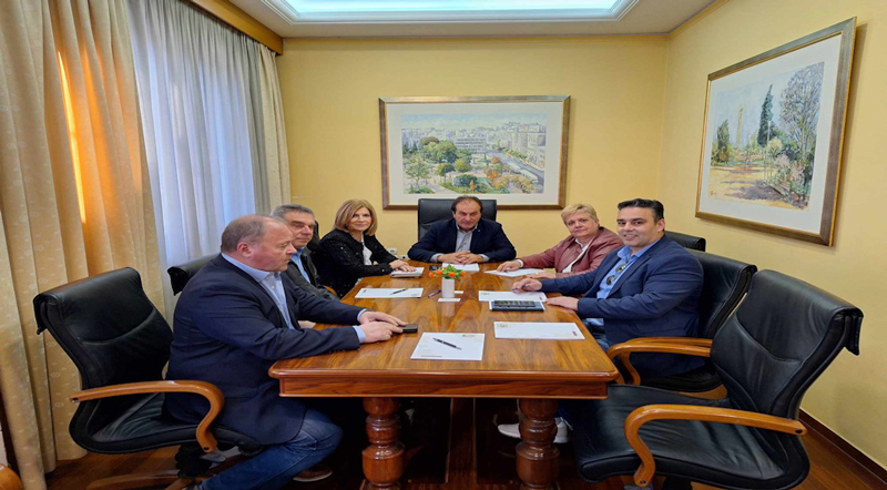 Συνάντηση του Προέδρου του Επιμελητηρίου Λάρισας με την Πρόεδρο του Συλλόγου Επαγγελματιών Ασφαλιστών Ν. Λάρισας