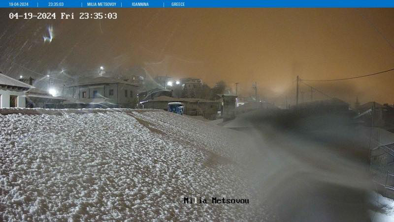 Κακοκαιρία: Χωρίς προβλήματα προχωρά το φαινόμενο – Χιόνια σε Βασιλίτσα και Περτούλι