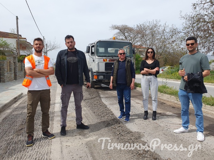 Ξεκίνησε η ασφαλτόστρωση της εισόδου από Τύρναβο στον Αμπελώνα – Δηλώσεις Δημάρχου και Αντιδήμαρχου Τυρνάβου