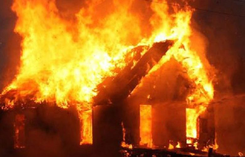 Σοκ: Στις φλόγες σπίτι σε χωριό της Λάρισας – Βρέθηκε νεκρός άντρας στο εσωτερικό του