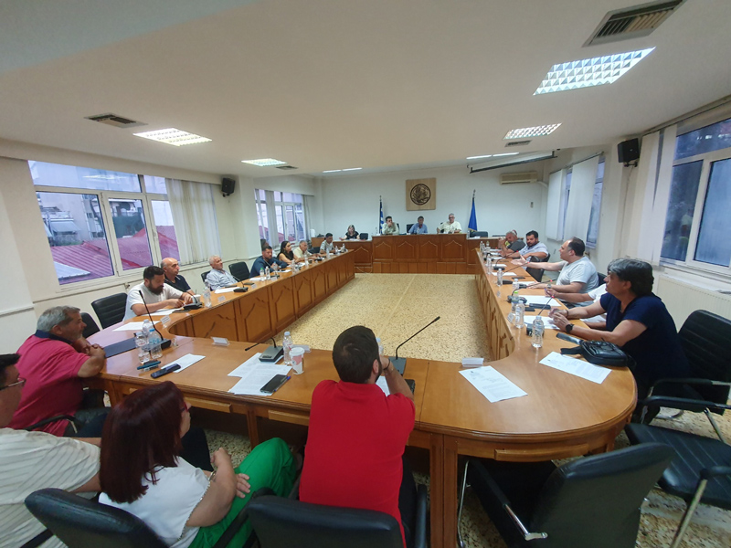 Δημοτικό Συμβούλιο Δ. Τυρνάβου: Ομόφωνο «όχι» στο Ταμείο Εθνικής Άμυνας Τυρνάβου για πληρωμή ενοικίου για το Νατοικό σχολείο