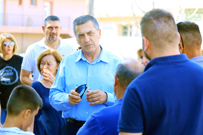 Πόρτες και κουφώματα σε πλημμυροπαθείς του Σωτηρίου διένειμε η Περιφέρεια Θεσσαλίας αξιοποιώντας δωρεά της εταιρείας «Αλέξανδρος Δανέλης & ΣΙΑ Ε.Β.Ε.Ε.»