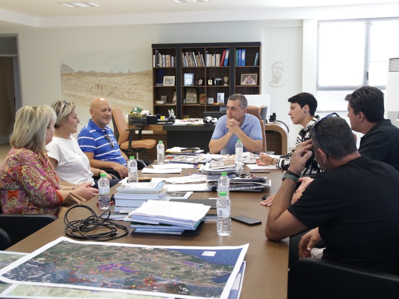 Συνάντηση Περιφερειάρχη Θεσσαλίας  με το Προεδρείο του Σωματείου Βενζινοπωλών Λάρισας