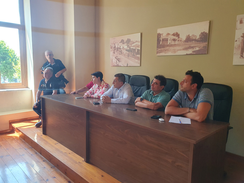 Με κτηνοτρόφους στον Αμπελώνα ο Περιφερειάρχης Θεσσαλίας – Εξετάζονται ελαφρύνσεις από τον Δ. Τυρνάβου