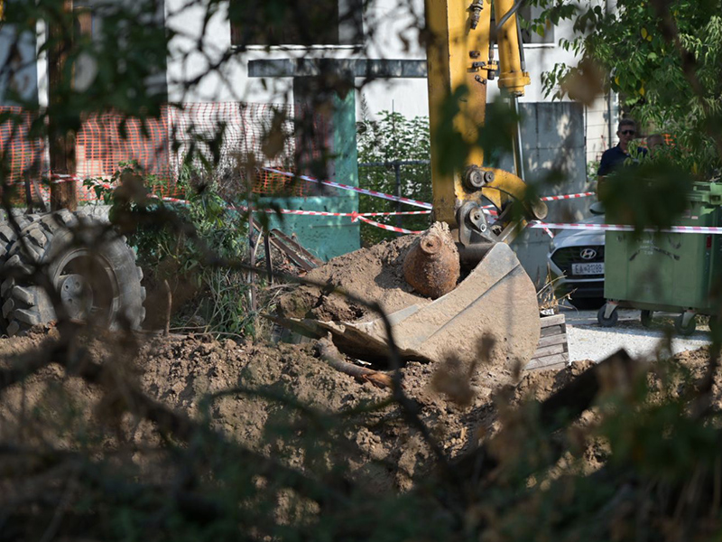 Συναγερμός στη Λάρισα: Βρέθηκε οβίδα, σε χώρο όπου εκτελούνταν εργασίες