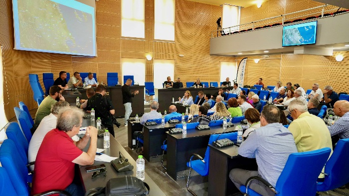 Ενιαίο μέτωπο για την προστασία της θεσσαλικής γης από τα φωτοβολταϊκά ζήτησε ο Περιφερειάρχης Δημήτρης Κουρέτας