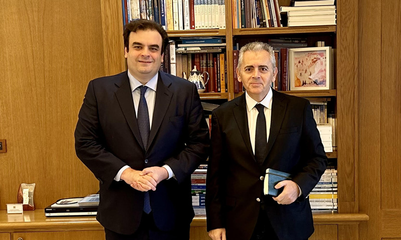 Μάξιμος με Πιερακάκη: Εγκρίθηκε η δημιουργία τμήματος ανθρωπιστικών σπουδών στο Λύκειο Τσαριτσάνης