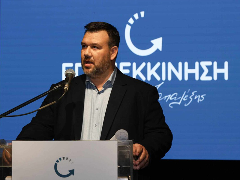 Δημήτρης Παπαλέξης: Ζητώ καθαρή νίκη, νίκη πλειοψηφίας – Οι υποψήφιοι της ΕΠΑΝΕΚΚΙΝΗΣΗΣ