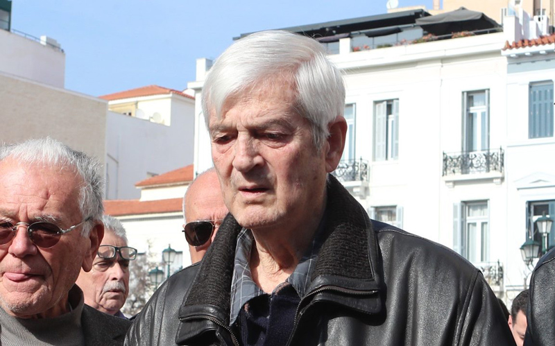 Βαρύ πένθος στο ελληνικό ποδόσφαιρο: Έφυγε από τη ζωή ο Τάκης Οικονομόπουλος