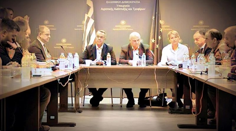 Σε εξέλιξη η κρίσιμη συνάντηση αγροτών με Κυβέρνηση