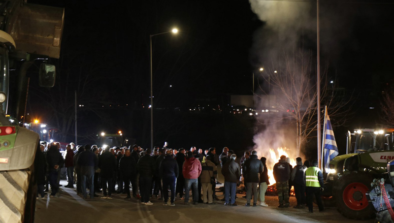 Νέο αγροτικό συλλαλητήριο με κλείσιμο της εθνικής οδού στο Μπλόκο Μικρού Ελευθεροχωρίου Ελασσόνας