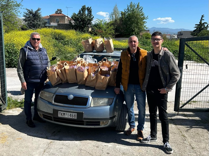 Ο Σύλλογος Γαϊτανάκι Μπουρανί προσέφερε πασχαλινό γεύμα σε συμπολίτες μας – Μήνυμα αγάπης και αλληλεγγύης
