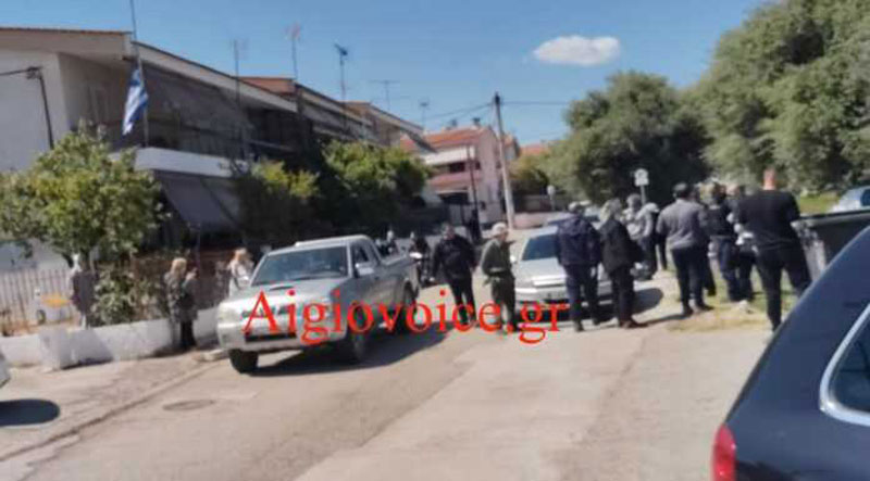 Διπλό φονικό στο Αίγιο: 23χρονος σκότωσε τον θείο και τον φίλο του – Είχε ιστορικό ψυχιατρικών προβλημάτων