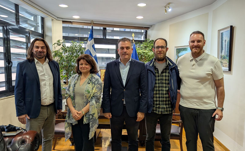 Δήμος Λαρισαίων: Διαχείριση υπολειμμάτων κλαδεμάτων με όφελος για δικαιούχους του Κοινωνικού Παντοπωλείου