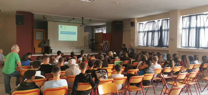 Ενημέρωση μαθητών του Γυμνασίου Αμπελώνα στο πλαίσιο Αγωγής Υγείας από το Κέντρο Υγείας Τυρνάβου