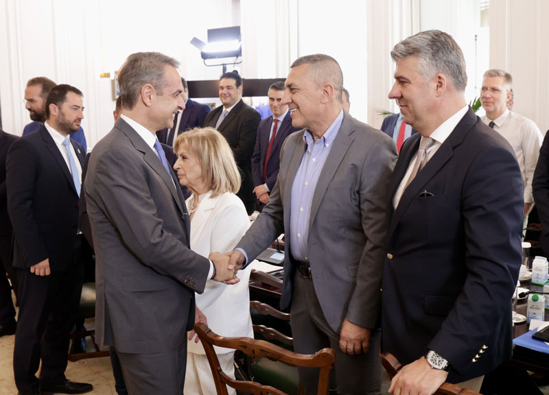Το Εθνικό Πρόγραμμα Ανάπτυξης 2026-2030 κεντρικό θέμα  της συνάντησης των 13 Περιφερειαρχών της χώρας  με τον Πρωθυπουργό