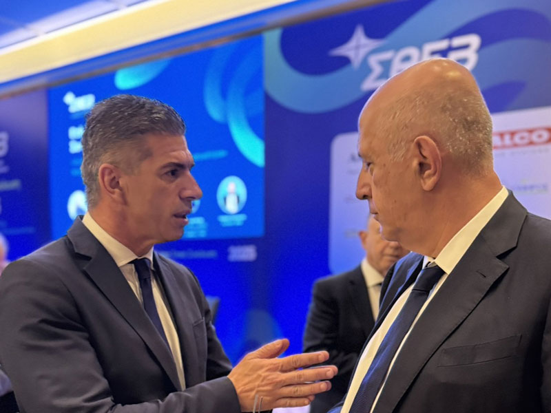 Θερμή συνάντηση Σάκη Παιδή με Σπύρο Θεοδωρόπουλο