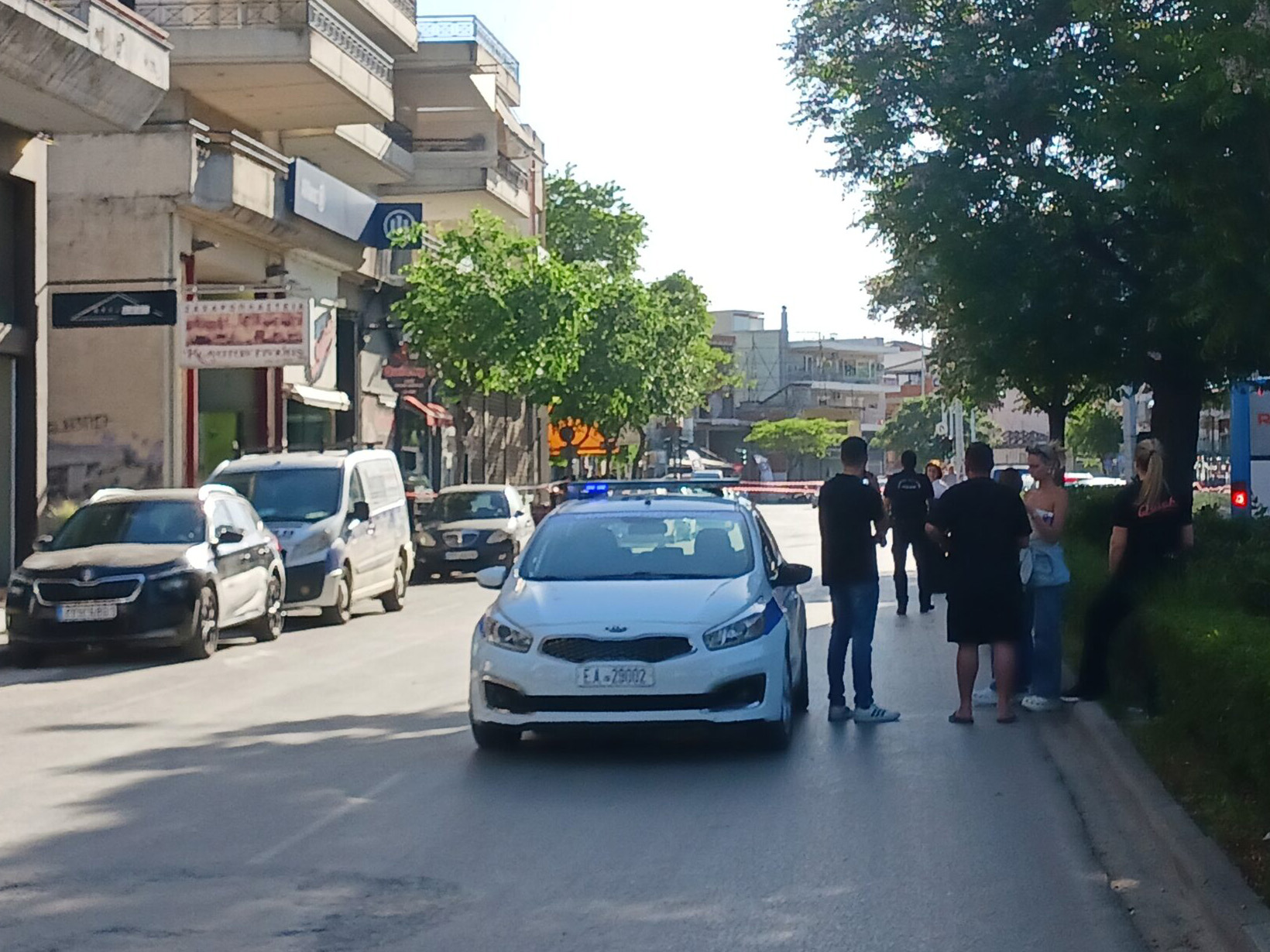 Τηλεφώνημα για τοποθέτηση βόμβας σε τράπεζα – Αναστάτωση στη Λάρισα