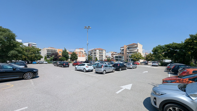 110 νέες δημοτικές θέσεις στάθμευσης στη Λάρισα: Δωρεάν οι δύο πρώτες ώρες