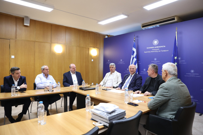 Μνημόνιο συνεργασίας για την αναβάθμιση της κτηνοτροφίας και την προστασία της δημόσιας υγείας