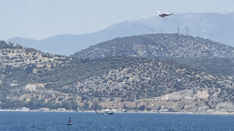 Αναγκαστική προσθαλάσσωση πυροσβεστικού ελικοπτέρου στην Ελευσίνα