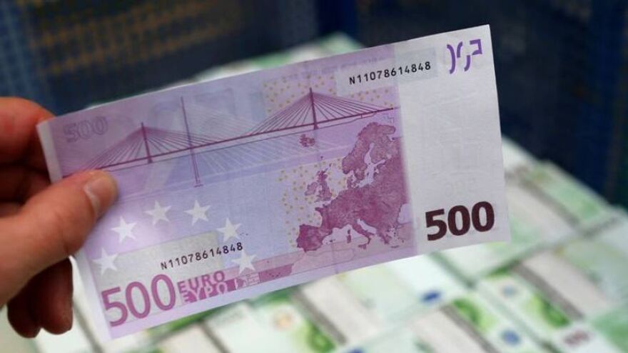 Αλλάζουν όλα τα ευρώ, τέλος τα 500άρικα - Με τη φωτογραφία της Κάλλας τα χαρτονομίσματα των €5