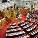 Επτά βουλευτές αποχωρούν από τη Νέα Αριστερά, εντείνονται τα σενάρια για συμπόρευση με τον Τσίπρα