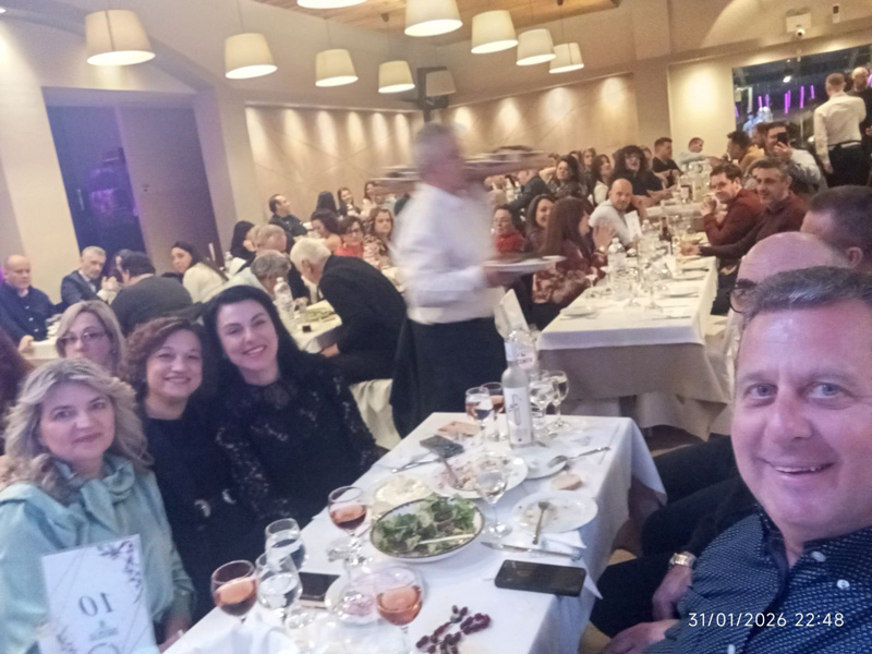 Με άρωμα οίνου και διάθεση στα ύψη έκοψε πίτα το Σωματείο Εργαζομένων του Οινοποιείου Τυρνάβου 