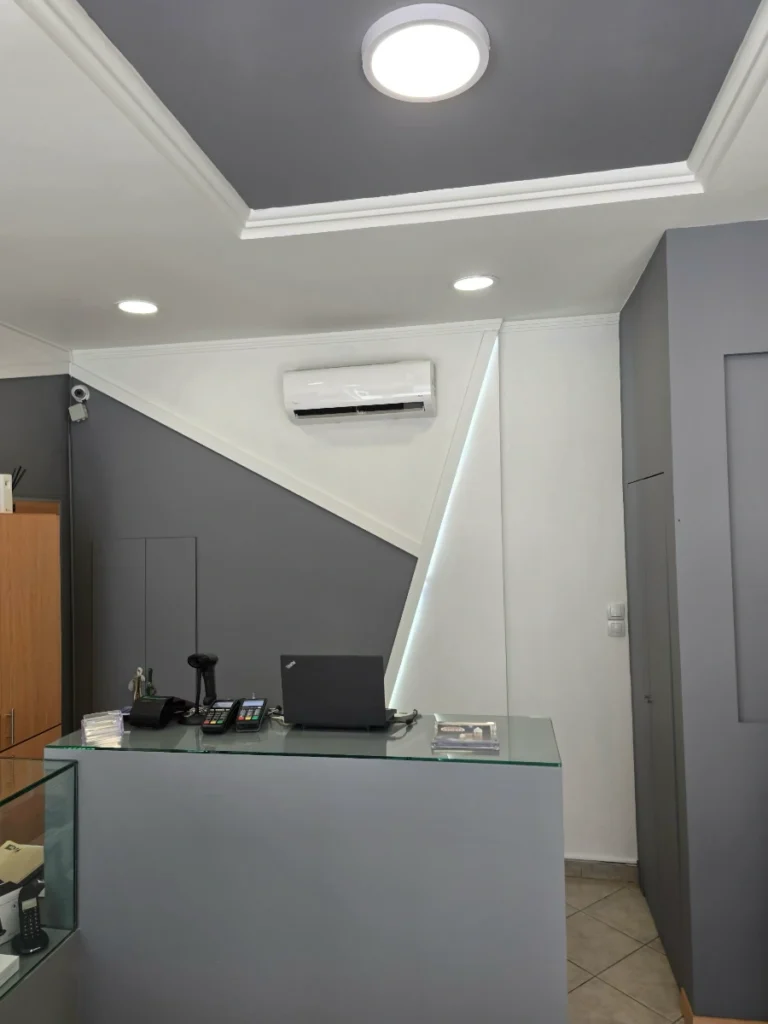 Τύρναβος: Boutique De Vape πολυλειτουργικό σημείο εξυπηρέτησης